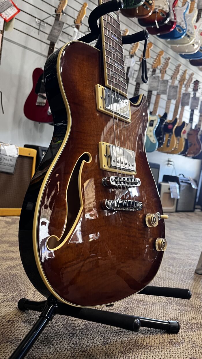 PRE-OWNED | Used Ibanez Artcore AXD81 - VLS | Excellent Condition - Image 9
