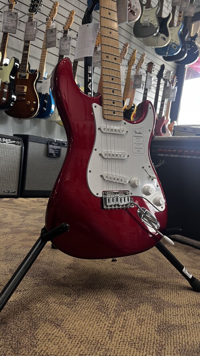 Fender Standard Stratocaster ® - Image 11