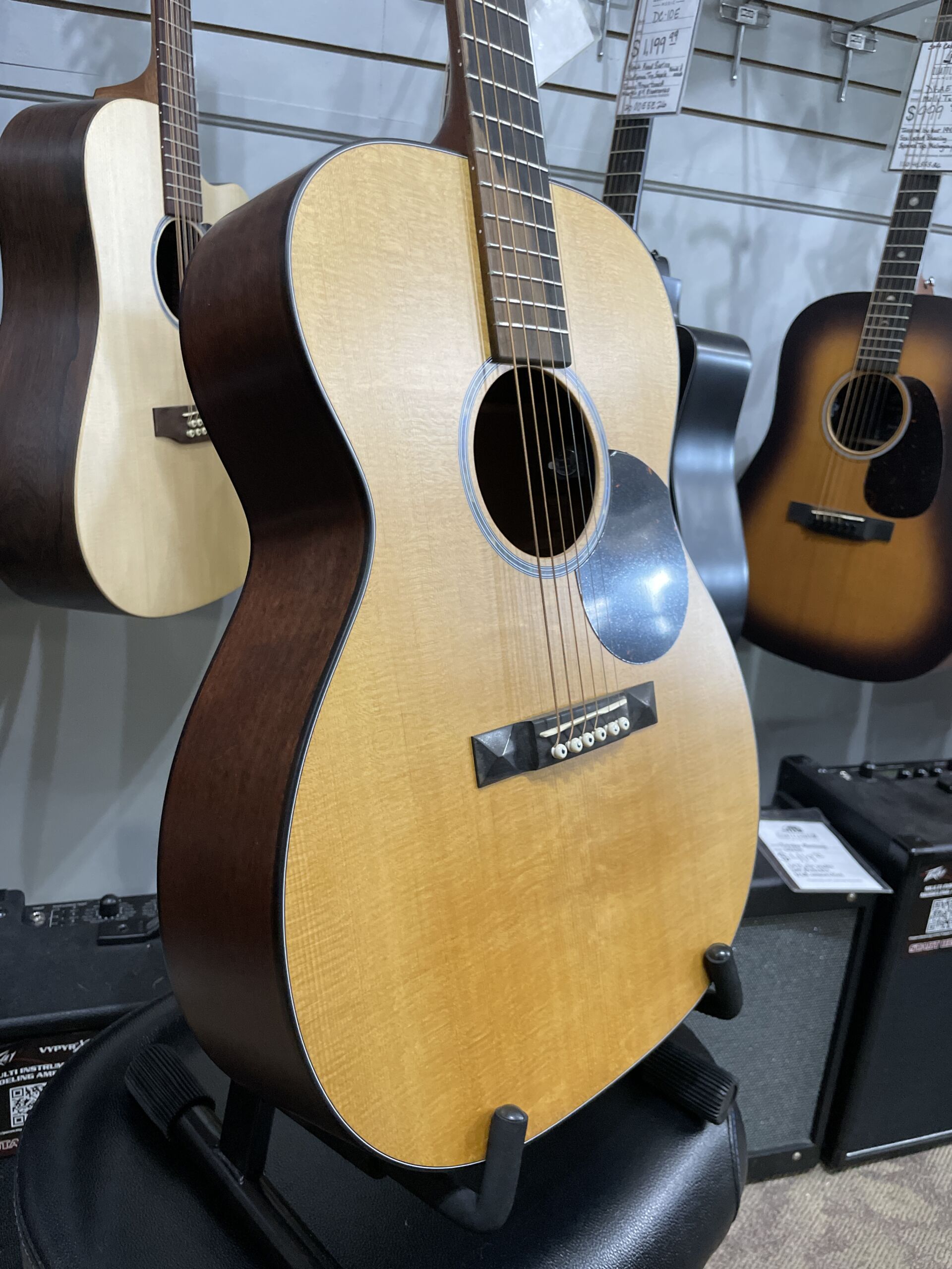 Martin 000JR-10E Shawn Mendes 2022 - Present - Natural - Image 4