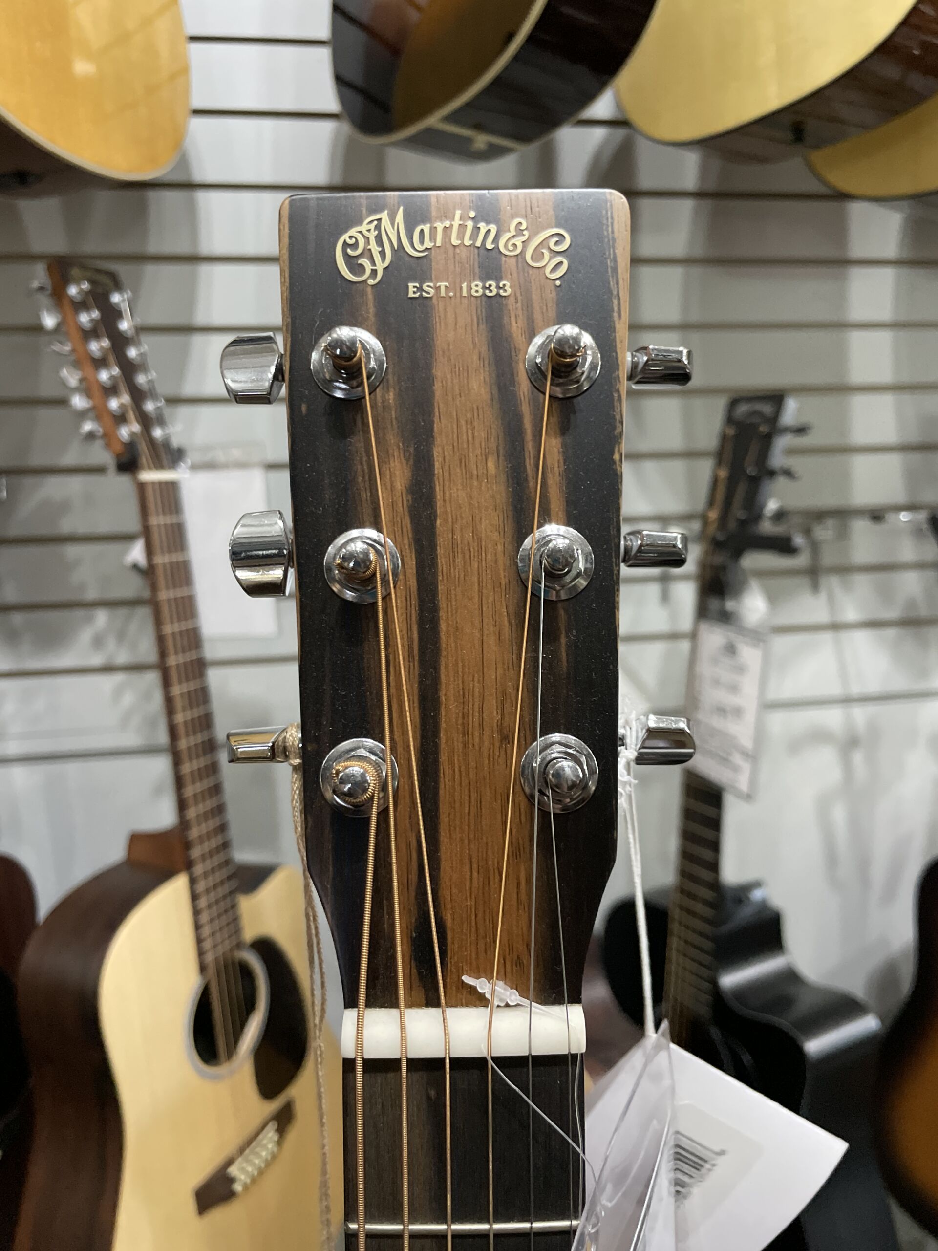 Martin 000JR-10E Shawn Mendes 2022 - Present - Natural - Image 5
