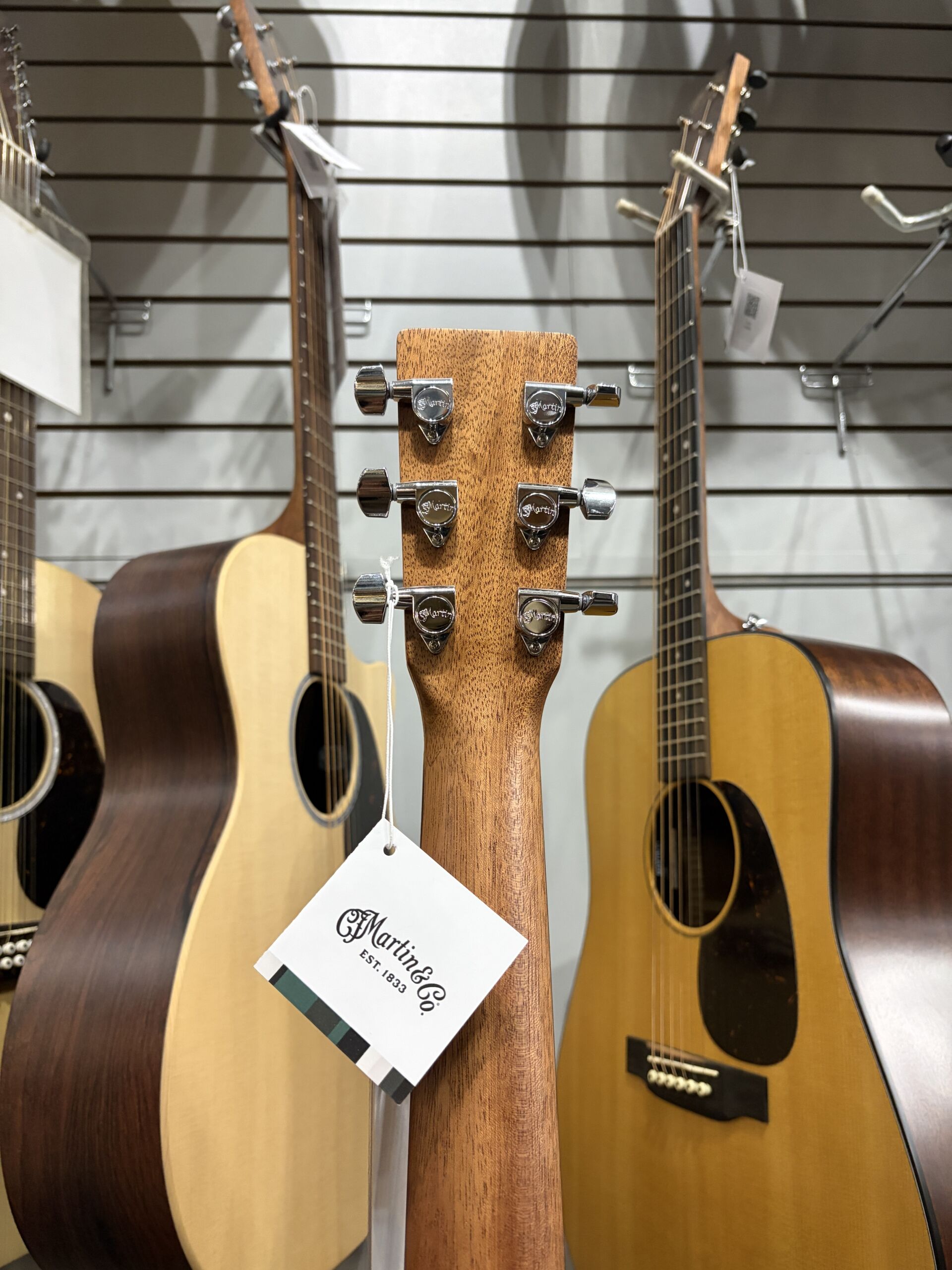 Martin 000 X2E Special 2026 - Sunburst - Image 9
