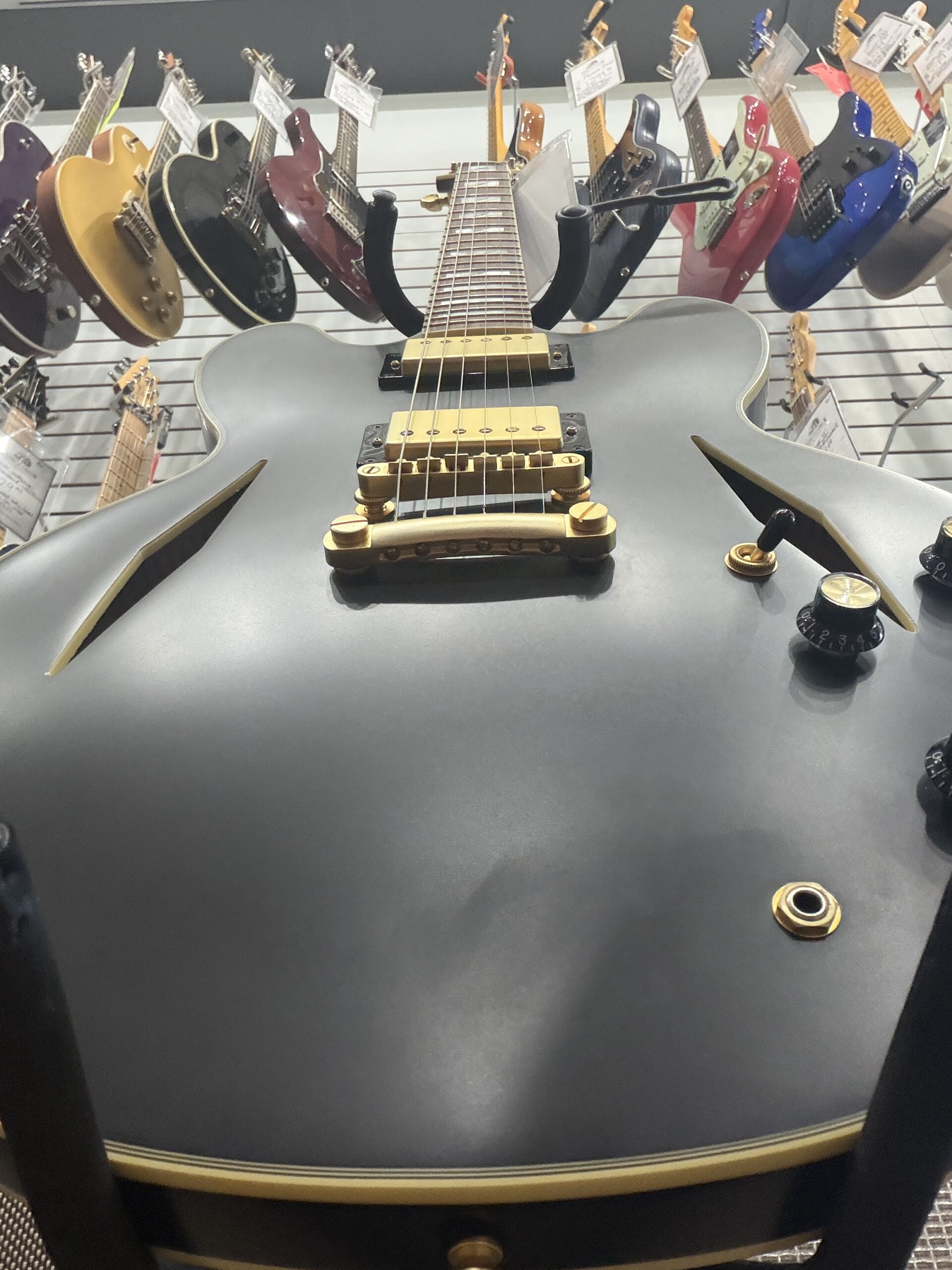 Pre-Owned - Epiphone Emily Wolfe Sheraton - Black - Image 5